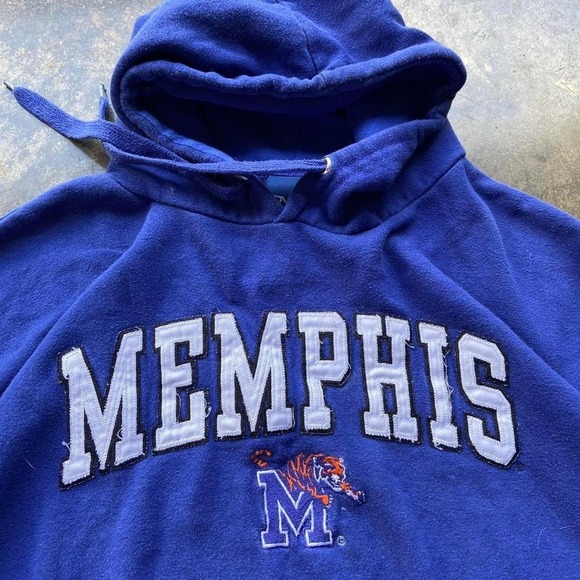 Vintage Memphis Tigers Sweatshirt - Picture 2 of 4